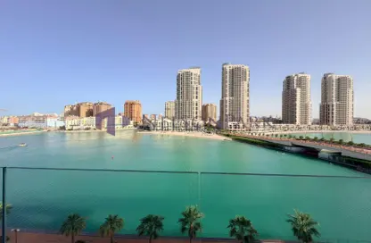 شقة - غرفة نوم - 2 حمامات للايجار في كريستال ريزيدنس - جزيرة جيوان - جزيرة اللؤلؤة - الدوحة