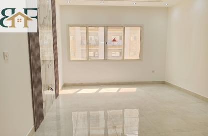 Apartment - 2 Bedrooms - 3 Bathrooms for rent in Al Mansoura - Al Mansoura - Doha