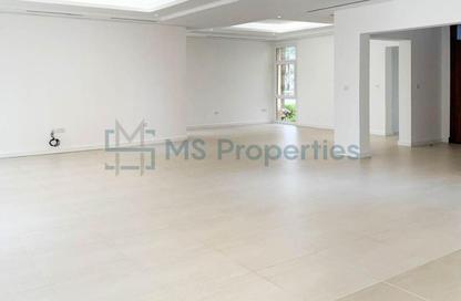 Villa - 4 Bedrooms - 5 Bathrooms for rent in West Bay Lagoon Villas - West Bay Lagoon - West Bay Lagoon - Doha