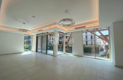 Apartment - 2 - 4 for rent in Crystal Residence - Gewan Island - The Pearl Island - Doha