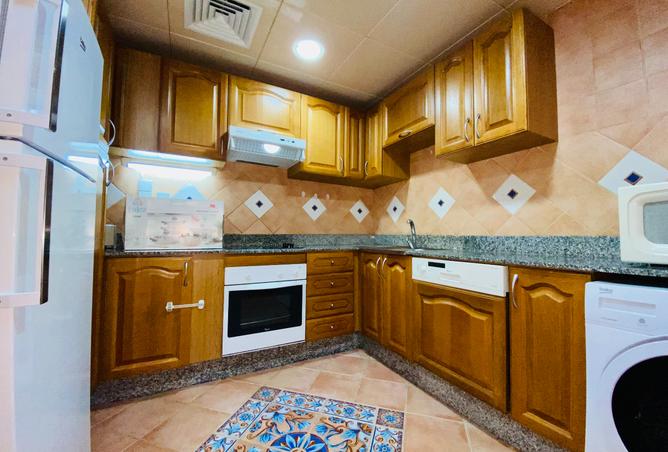 53521352 - Property Image 3