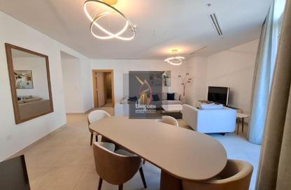 Apartment - 2 Bedrooms - 3 Bathrooms for rent in Floresta Gardens - Floresta Gardens - The Pearl Island - Doha