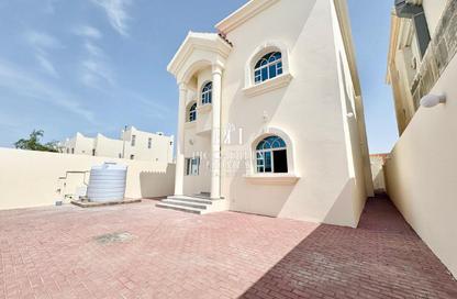 Villa - 7 Bedrooms - 7+ Bathrooms for rent in Duhail Villas - Al Duhail - Doha