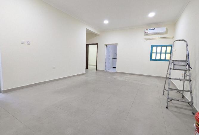 61674389 - Property Main Image