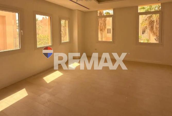 1005731 - Property Image 3