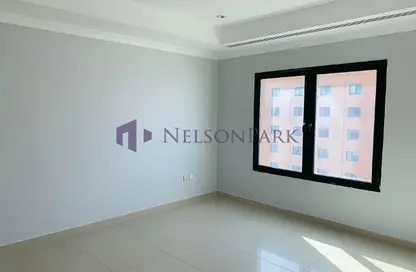 Apartment - 1 Bedroom - 2 Bathrooms for sale in East Porto Drive - Porto Arabia - The Pearl Island - Doha