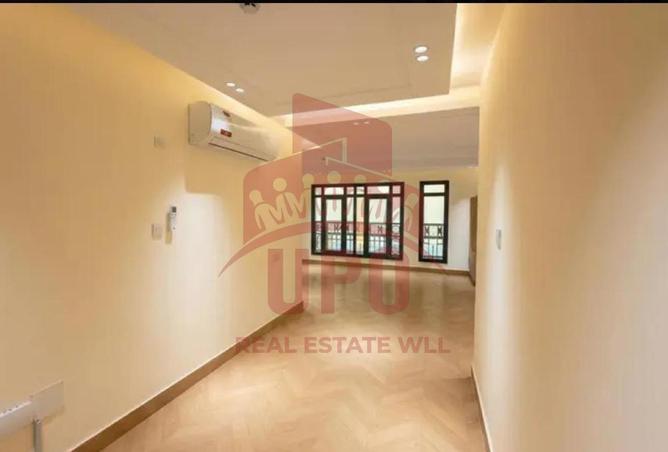 52043142 - Property Image 2