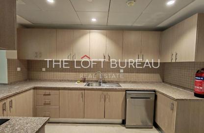 Apartment - 1 Bedroom - 2 Bathrooms for rent in Tower 28 - Porto Arabia - The Pearl Island - Doha