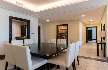 Apartment - 2 Bedrooms - 2 Bathrooms for rent in West Bay Tower - West Bay - West Bay - Doha