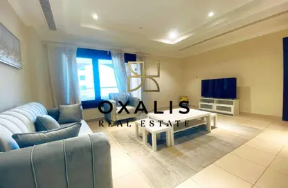 Apartment - 2 Bedrooms - 2 Bathrooms for rent in West Porto Drive - Porto Arabia - The Pearl Island - Doha
