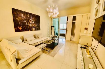 Apartment - Studio - 1 Bathroom for rent in Tower 29 - Viva Bahriyah - The Pearl Island - Doha