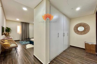 Apartment - 2 Bedrooms - 3 Bathrooms for rent in Rivan Building - Al Erkyah City - Lusail