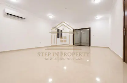 Compound - 3 Bedrooms - 4 Bathrooms for rent in Al Thumama - Al Thumama - Doha
