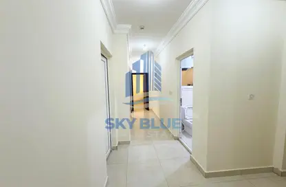 شقة - 3 غرف نوم - 2 حمامات للايجار في المنصورة - المنصورة - الدوحة