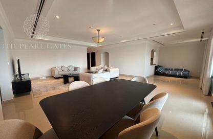Apartment - 2 Bedrooms - 3 Bathrooms for rent in East Porto Drive - Porto Arabia - The Pearl Island - Doha
