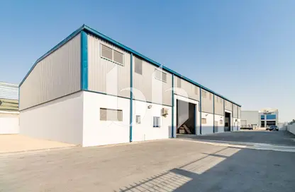 مخزن - استوديو - 2 حمامات للايجار في شارع الصناعية الشرقي - بركة العوامر - الوكرة