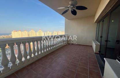 Apartment - 2 Bedrooms - 2 Bathrooms for rent in West Porto Drive - Porto Arabia - The Pearl Island - Doha