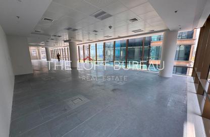 Office Space - Studio - 2 Bathrooms for rent in Corniche Road - Corniche Road - Doha