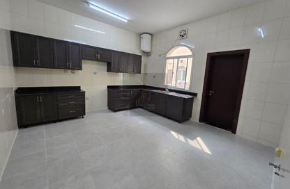 Compound - 5 Bedrooms - 4 Bathrooms for rent in Ain Khaled Villas - Ain Khaled - Doha