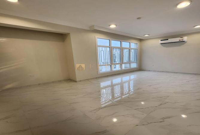 53005042 - Property Image 3