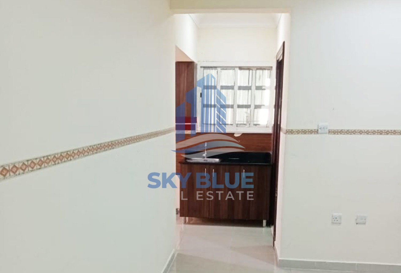 Spacious Penthose in Gharaffa with Bills Included