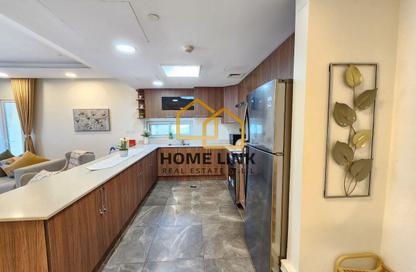 Apartment - 2 Bedrooms - 2 Bathrooms for rent in City Avenue - Al Erkyah City - Lusail