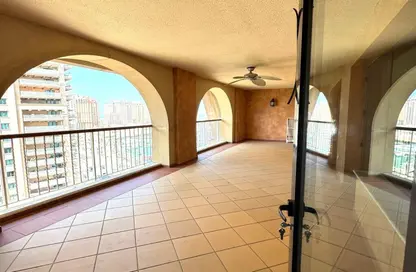 Apartment - 2 Bedrooms - 2 Bathrooms for rent in East Porto Drive - Porto Arabia - The Pearl Island - Doha