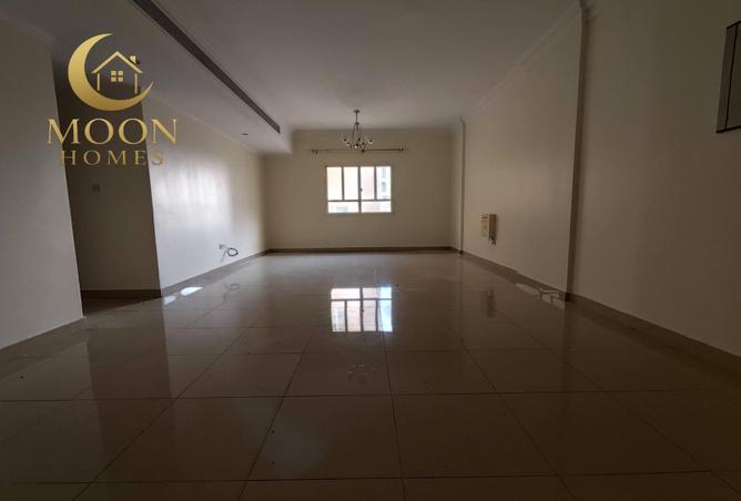 52543763 - Property Image 2