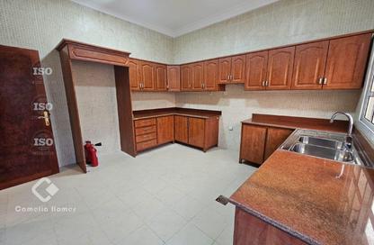 Villa - 4 - 4 for rent in Umm Al Seneem Street - Ain Khaled - Doha