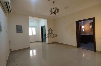 Apartment - 2 Bedrooms - 3 Bathrooms for rent in Thabit Bin Zaid Street - Al Mansoura - Doha