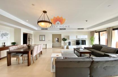 Apartment - 3 Bedrooms - 5 Bathrooms for rent in East Porto Drive - Porto Arabia - The Pearl Island - Doha