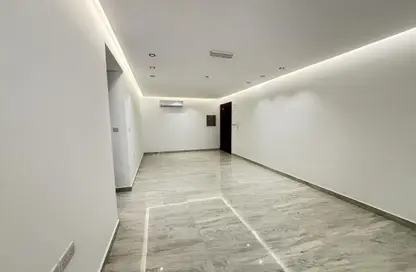 Apartment - 3 Bedrooms - 3 Bathrooms for rent in Old Airport Road - Old Airport Road - Doha