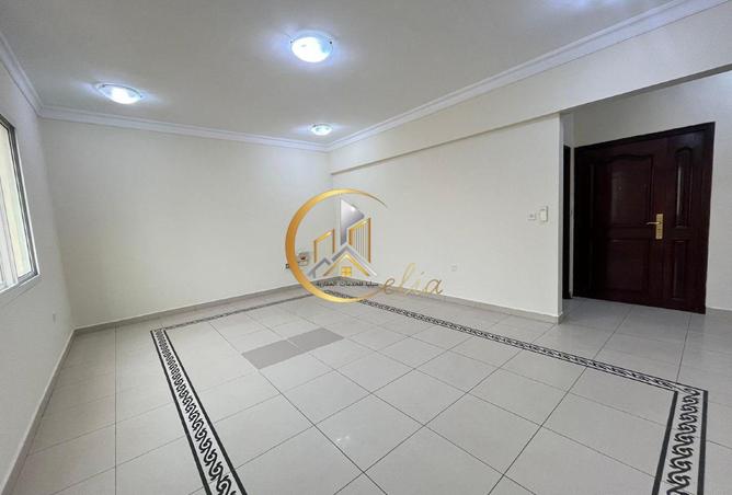 51813966 - Property Main Image