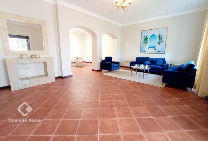 1032143 - Property Image 2