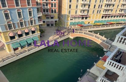 Apartment - 3 Bedrooms - 3 Bathrooms for rent in Carnaval - Qanat Quartier - The Pearl Island - Doha