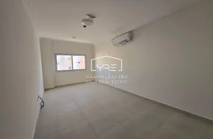 شقة - 3 غرف نوم - 4 حمامات للايجار في شارع المطار القديم - طريق المطار القديم - الدوحة