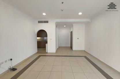 Apartment - 1 Bedroom - 1 Bathroom for rent in Al Sadd Road - Al Sadd - Doha
