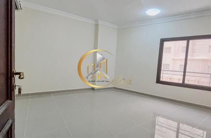 Apartment - 3 Bedrooms - 2 Bathrooms for rent in Anas Street - Fereej Bin Mahmoud North - Fereej Bin Mahmoud - Doha Apartment - 3 Bedrooms - 2 Bathrooms for rent in Anas Street - Fereej Bin Mahmoud North - Fereej Bin Mahmoud - Doha
