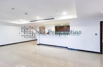 Apartment - 2 Bedrooms - 2 Bathrooms for rent in East Porto Drive - Porto Arabia - The Pearl Island - Doha