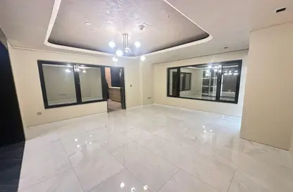 Apartment - 3 Bedrooms - 4 Bathrooms for rent in East Porto Drive - Porto Arabia - The Pearl Island - Doha
