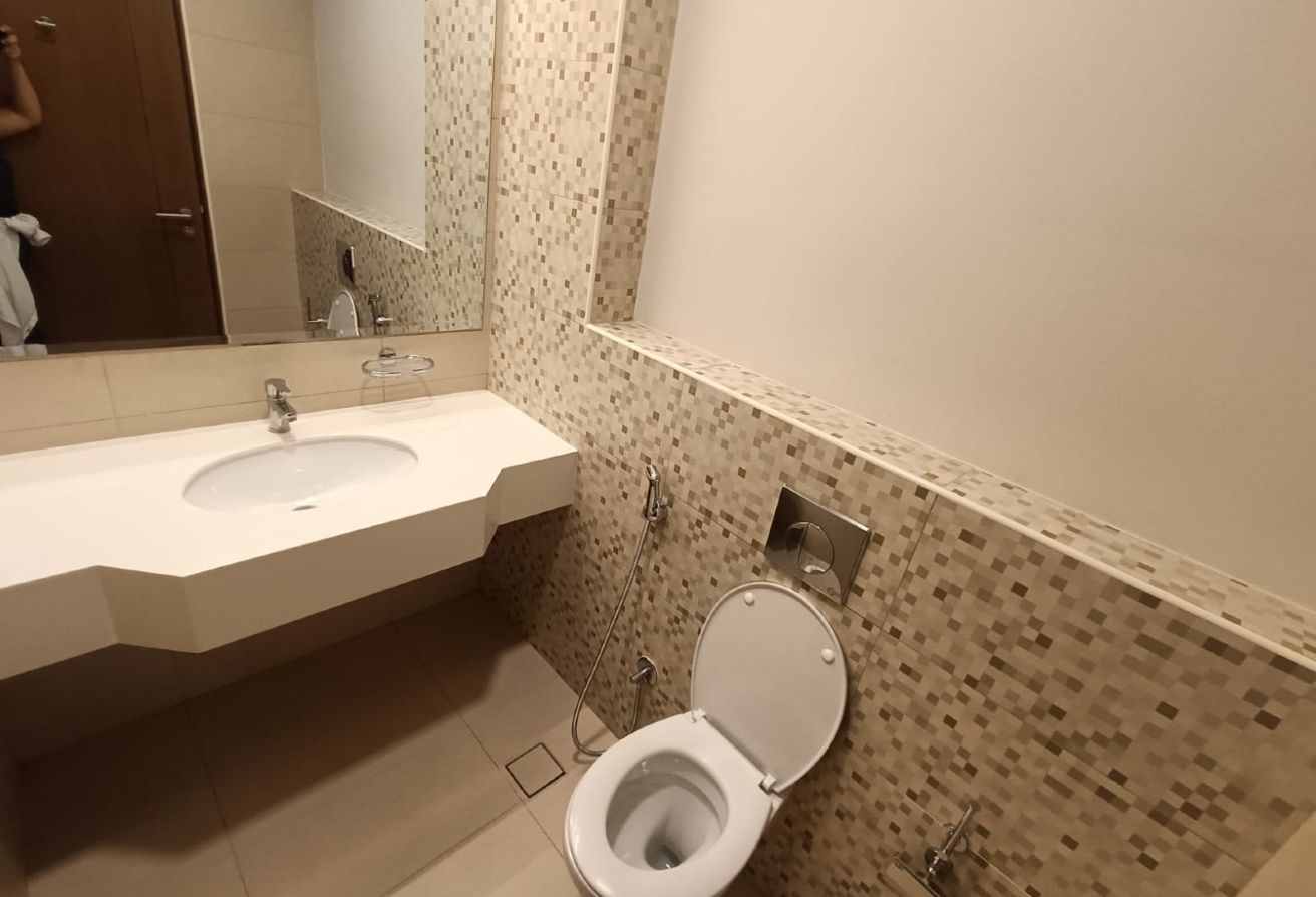 1 BHK Fully Furnished Apartment |Al Erkyah City thumbnail 11