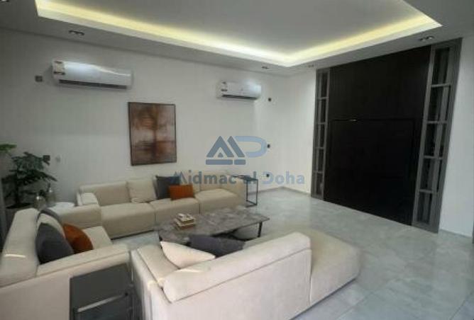 58094700 - Property Image 3
