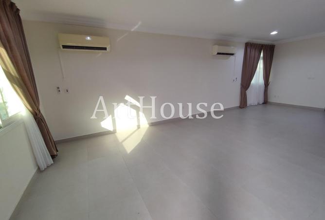 57405942 - Property Image 3