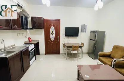 شقة - 2 غرف نوم - 1 حمام للايجار في منتزه 7 - المنتزه - الدوحة