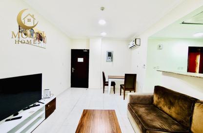 Apartment - 1 Bedroom - 1 Bathroom for rent in Umm Ghuwailina 4 - Umm Ghuwailina - Doha Apartment - 1 Bedroom - 1 Bathroom for rent in Umm Ghuwailina 4 - Umm Ghuwailina - Doha
