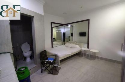 Apartment - Studio - 1 for rent in Umm Ghwailina Comm - Umm Ghuwalina - Umm Ghuwailina - Doha