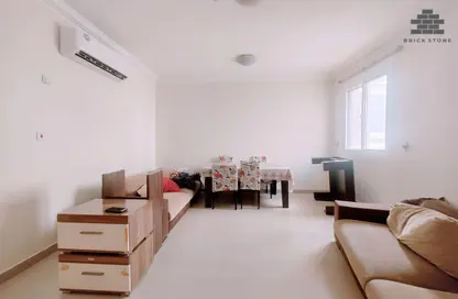 Apartment - 2 Bedrooms - 2 Bathrooms for rent in Al Nasr Street - Al Nasr - Doha