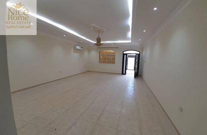 Villa - 6 Bedrooms - 6 Bathrooms for rent in Umm Salal Ali - Doha