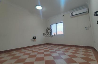 Apartment - 2 Bedrooms - 2 Bathrooms for rent in Anas Street - Fereej Bin Mahmoud North - Fereej Bin Mahmoud - Doha