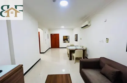 Apartment - 1 Bedroom - 1 Bathroom for rent in Umm Ghwailina Comm - Umm Ghuwalina - Umm Ghuwailina - Doha